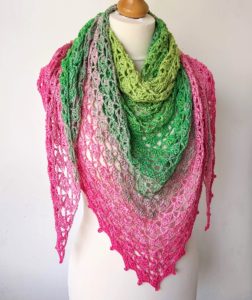 crochet triangle shawl free pattern