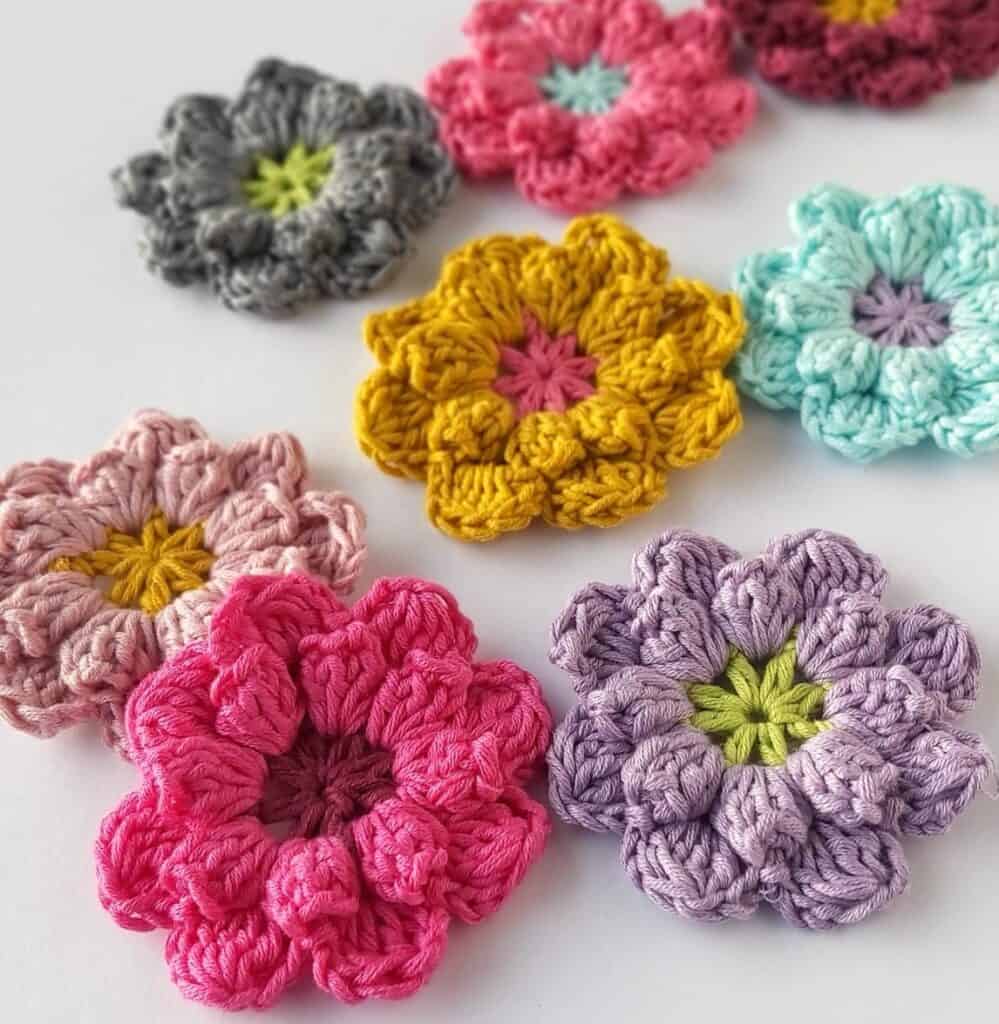 easy crochet flowers pattern