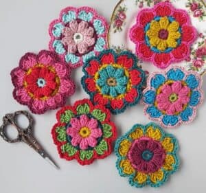 large crochet flower pattern