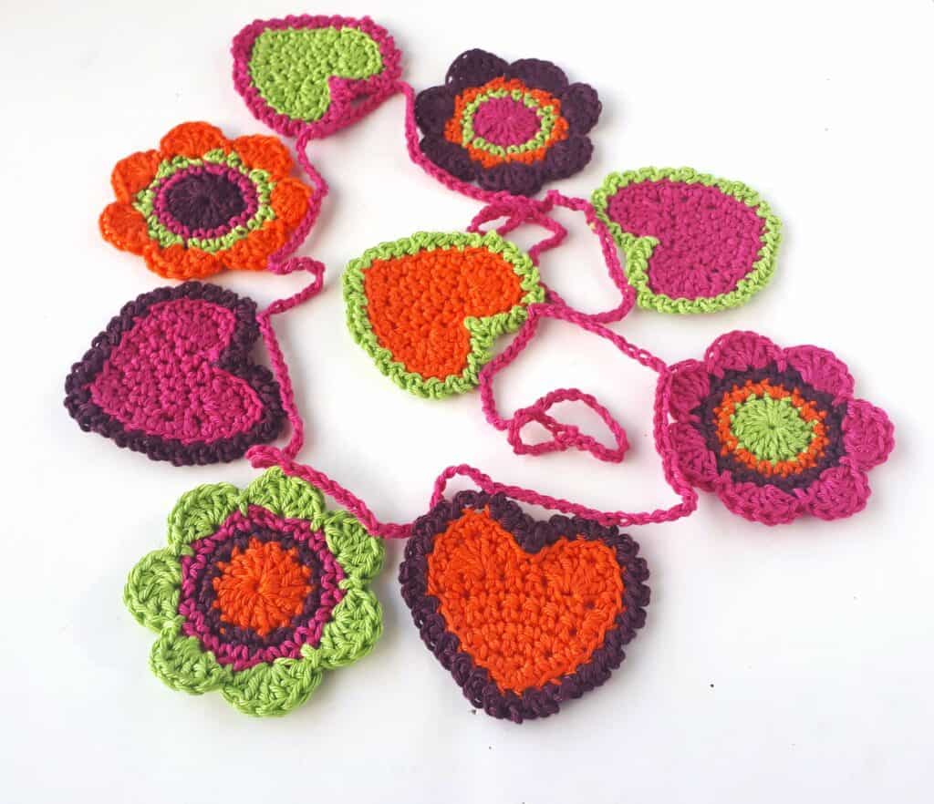 crochet flowers and hearts