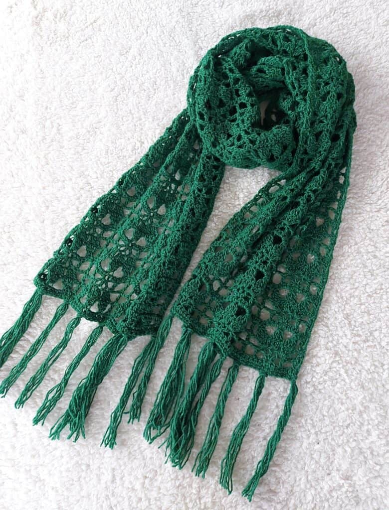 crochet lace scarf with a leafy design