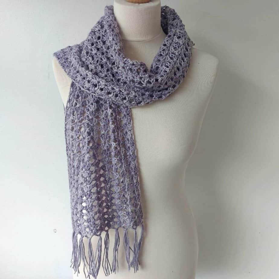 lilac crochet scarf in shell stitch