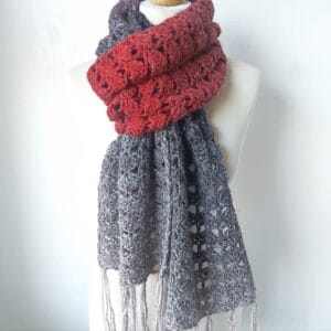 crochet lacy shell stitch scarf in red and grey