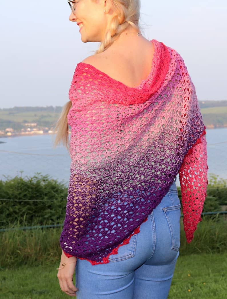 Summer Fuschia crochet shawl pattern