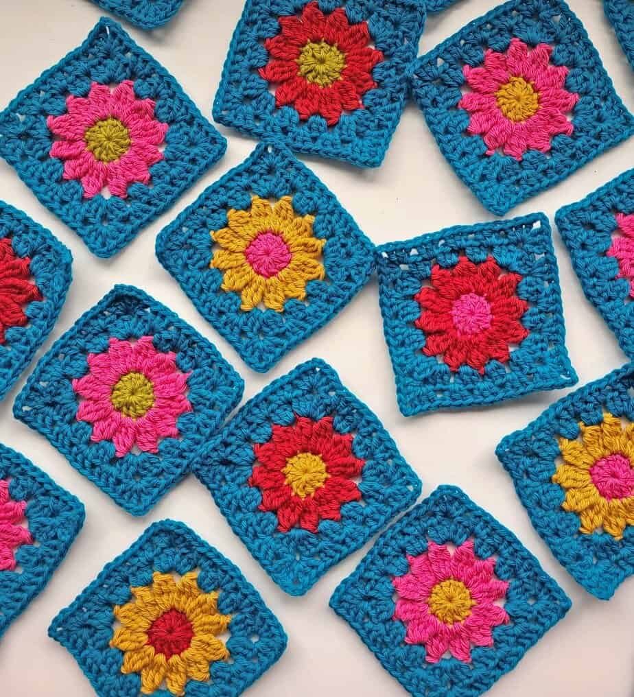 granny squares for the crochet Christmas stocking pattern