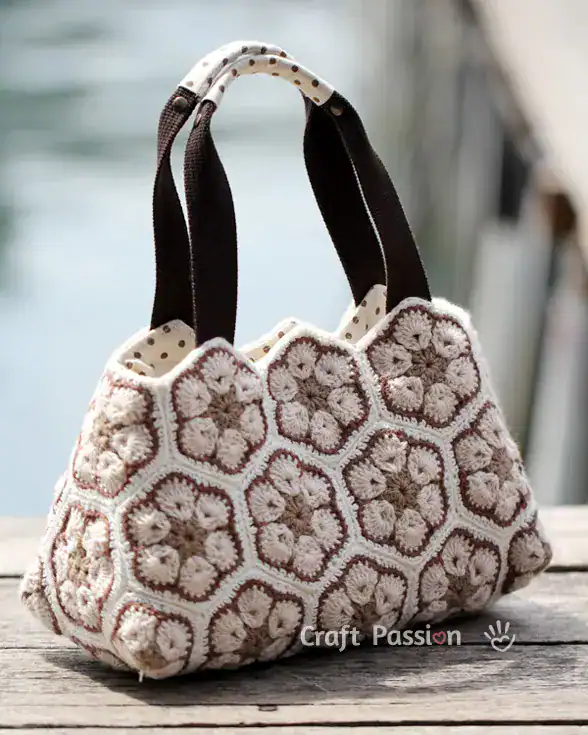 African Flower Purse by Craft Passion