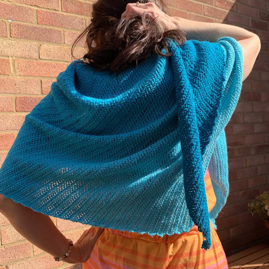 De La Mar Shawl by Dora Does