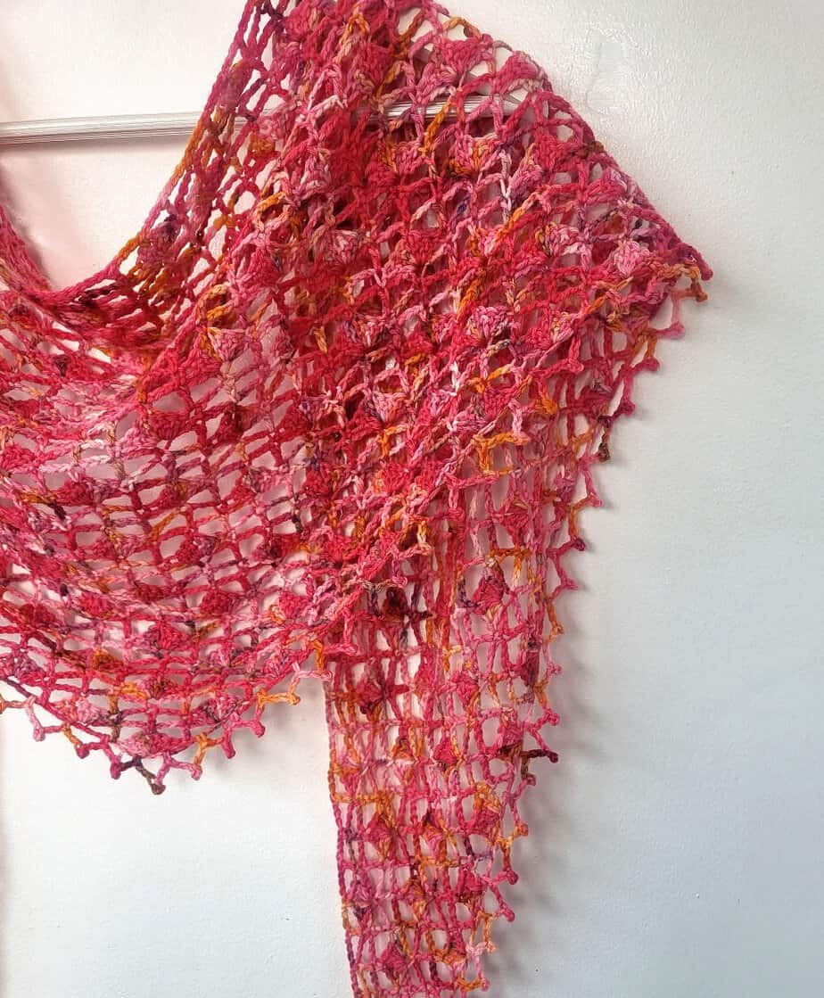 Closeup view of the Rosehip Shawl